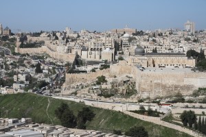 Zoomed-in view of the southern side of Jerusalem.  Shot 1 of 4 with each panning a little further to the north.