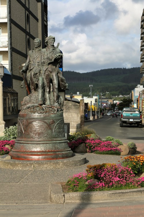 Statue of Lewis and Clark overlooking the beach at Seaside, Oregon at "The Turnaround". Marks the spot, theoretically, where the Corps of Discovery viewed the Pacific and then turned around and headed back to report to Thomas Jefferson.